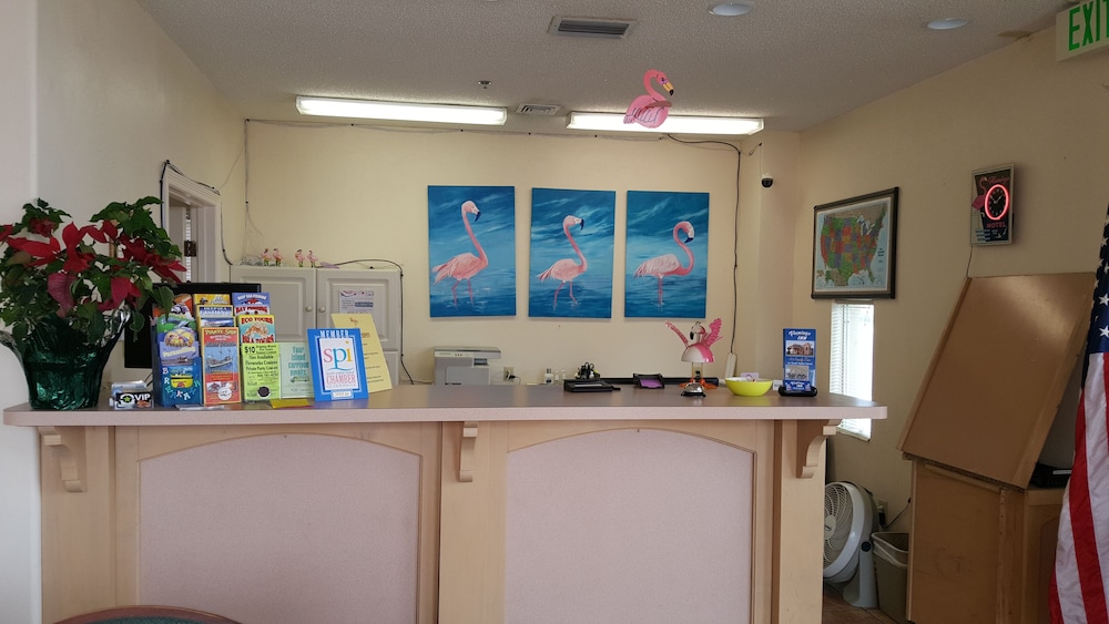 Flamingo Inn