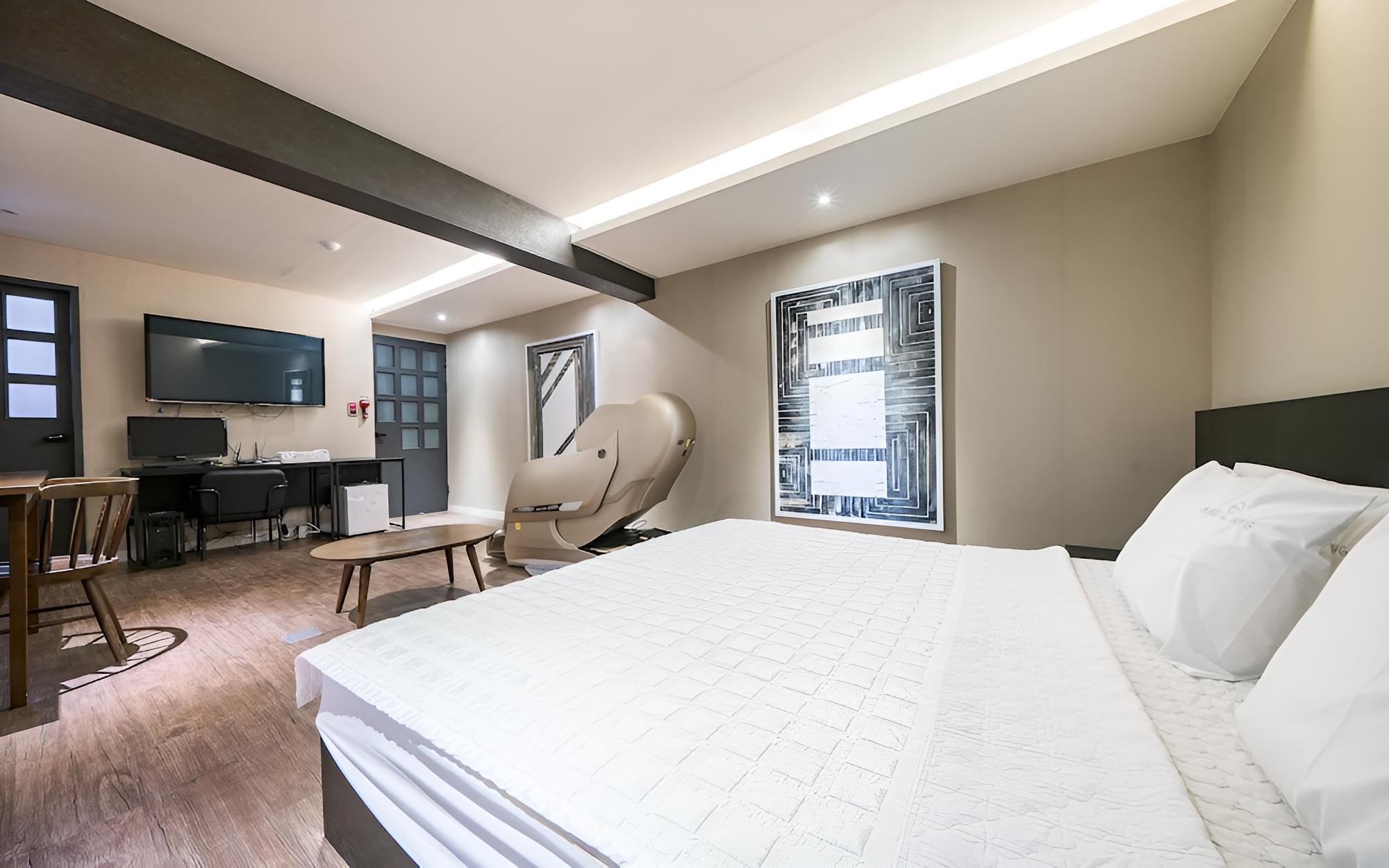 Photo 42