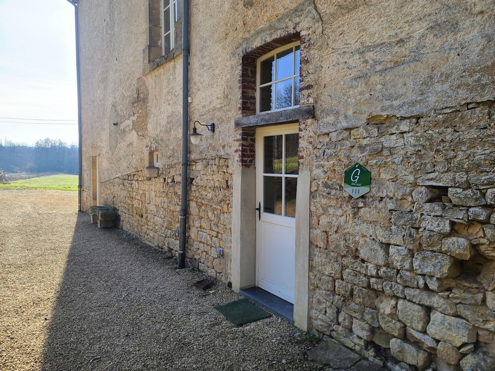 Accommodation in the Forges of Orval