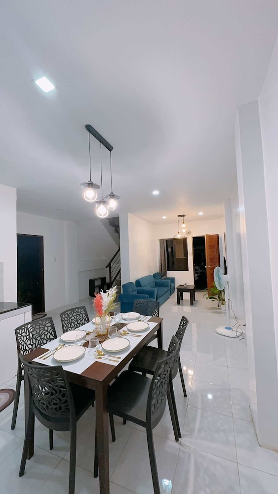 2 Storey Family House in Casa Verde Mati City