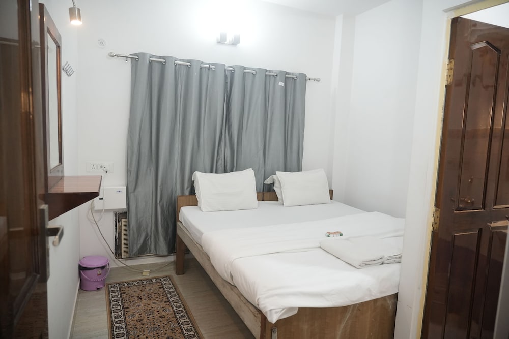 Varanasi Rest House