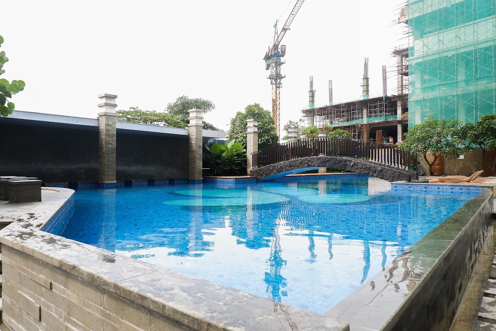 1Br Near Mall At Grand Sungkono Lagoon Apartment