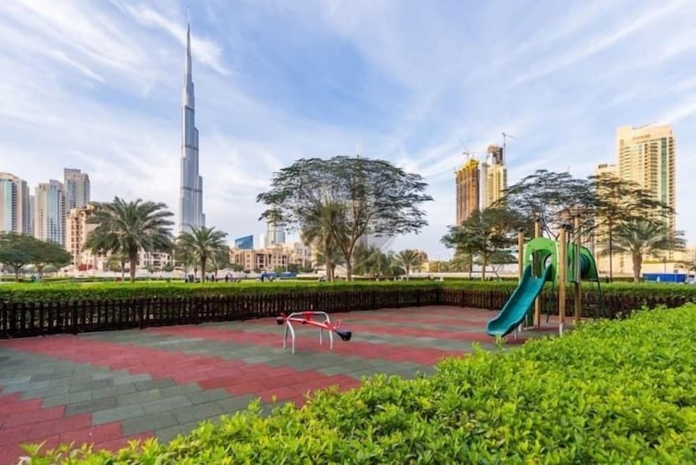 Vogue Downtown near Dubai Mall & Burj