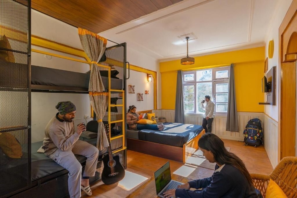 The Hosteller Narkanda