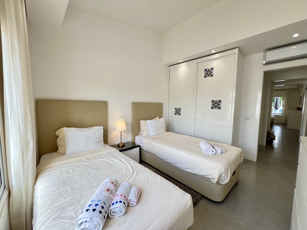 Vilamoura Club Villa 3 by Homing