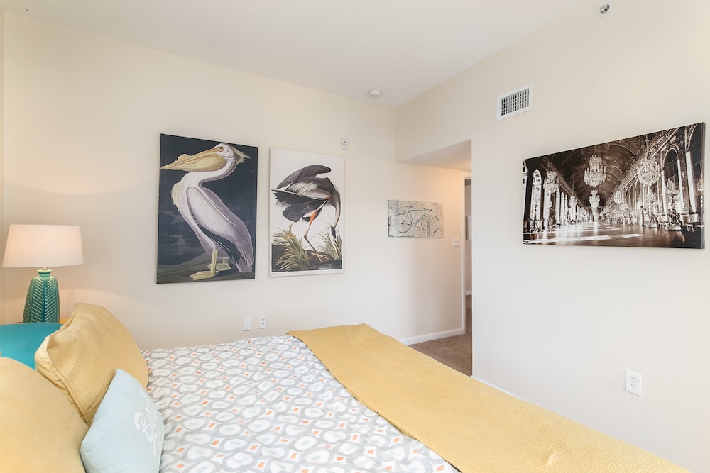 2 Bedroom 2 Bath Penthouse on the Beach