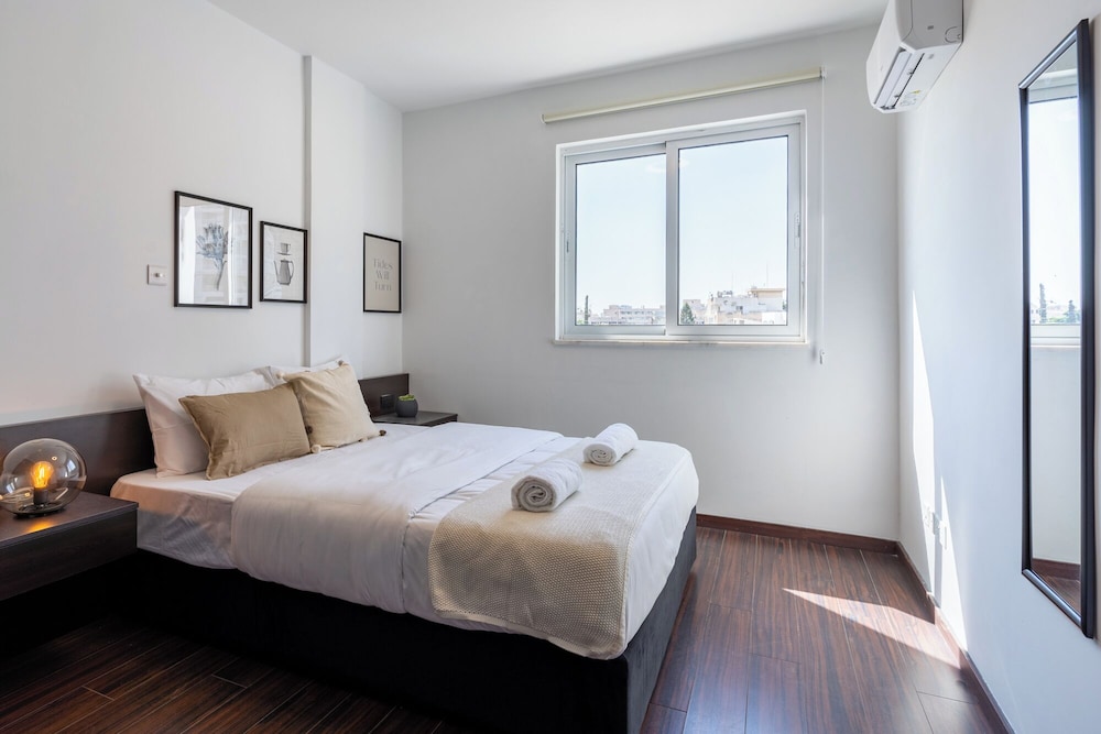 Harbor Apartments in Larnaca