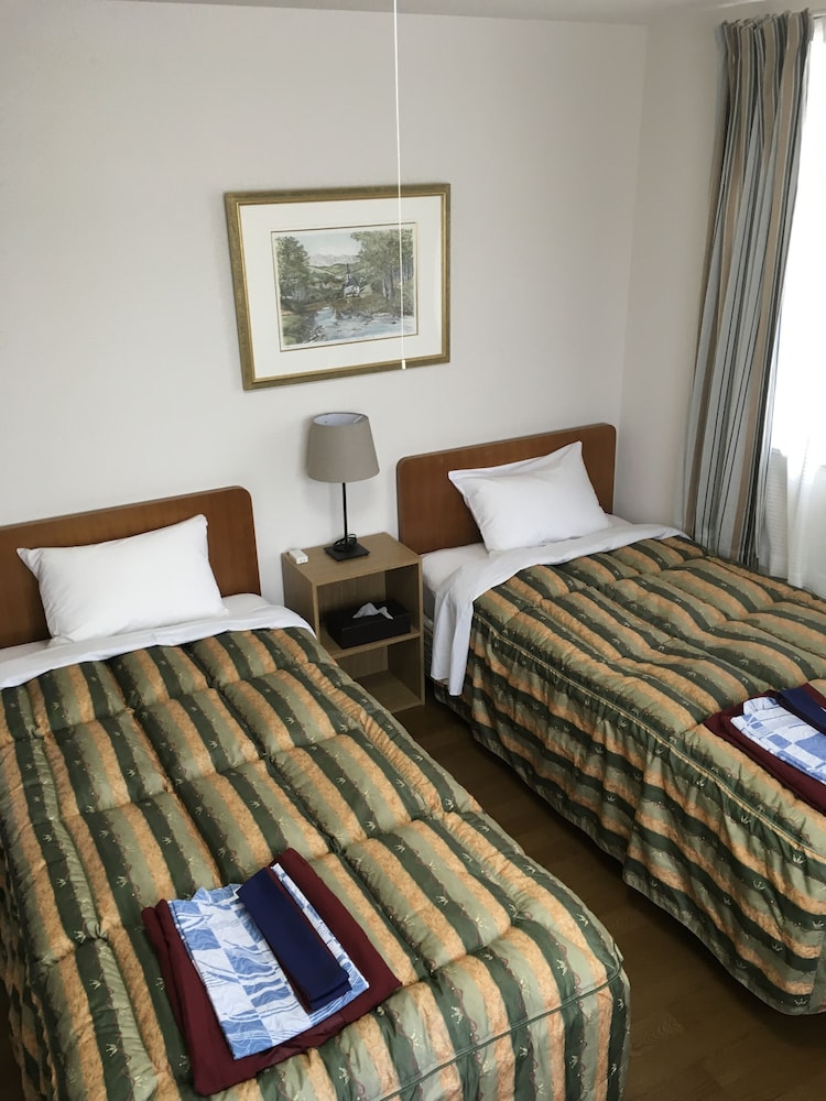 Auberge Minohama Ryuseki West view 2