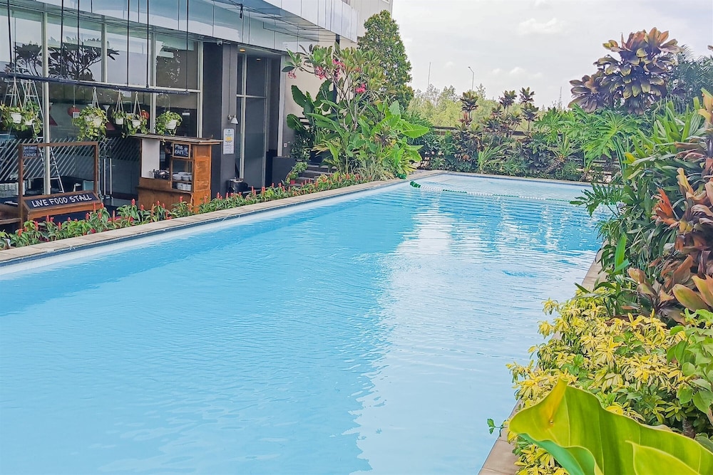 Good And Comfy 1Br Apartment At Tuscany Residence