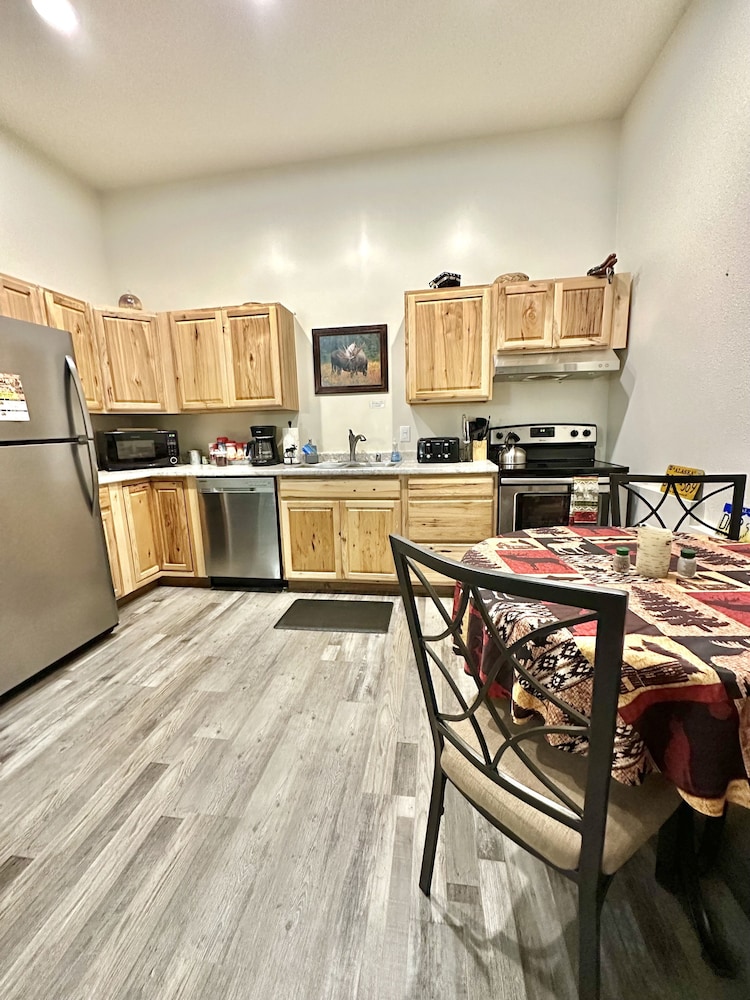 Moose Tracks B  B - Property Image 2