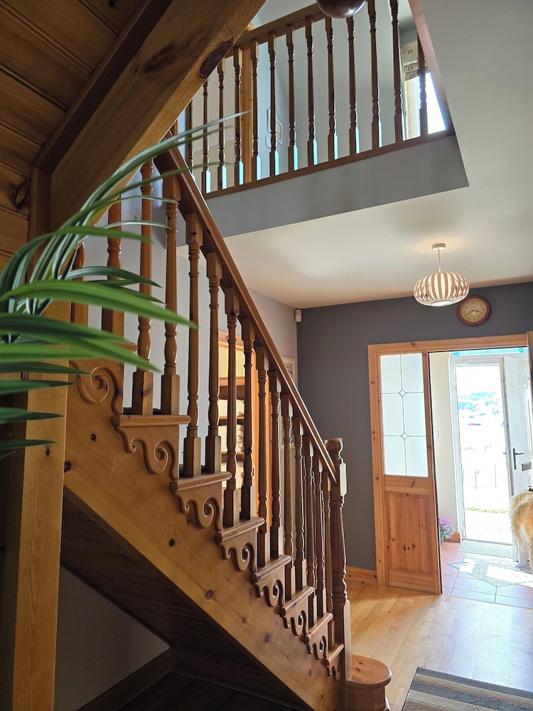 Benroe House - 5 Bedrooms