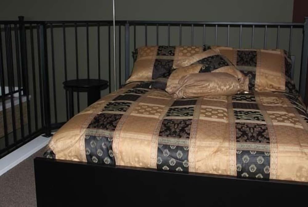 Crooked Tree Guest Suites
