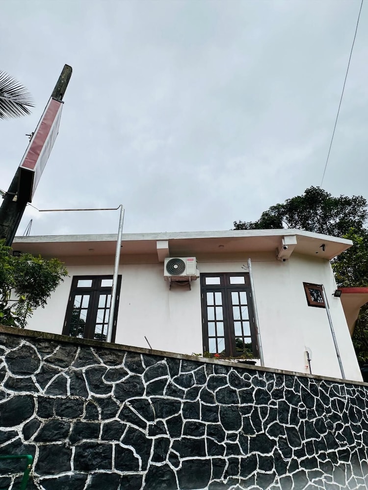Tgarden resort