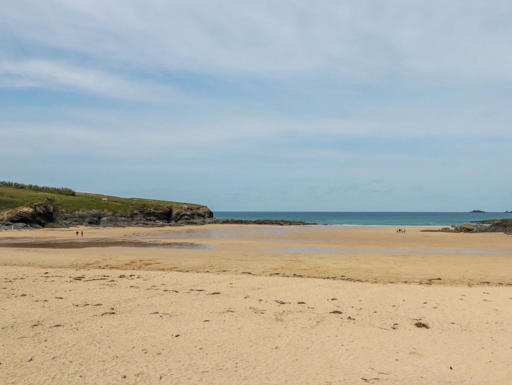 Newtrain Bay
