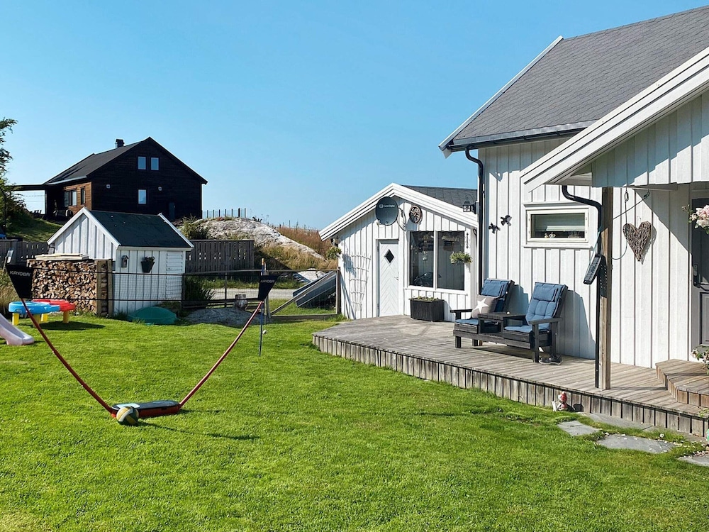 8 Person Holiday Home in Tau