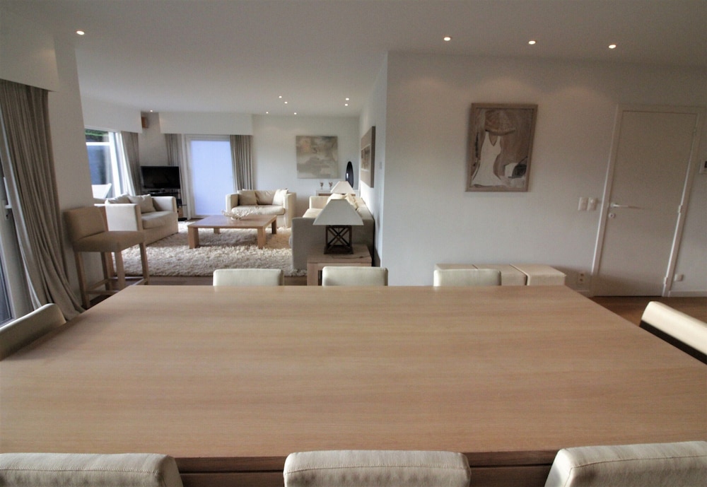 Apartment in Het Zoute Near Beaches