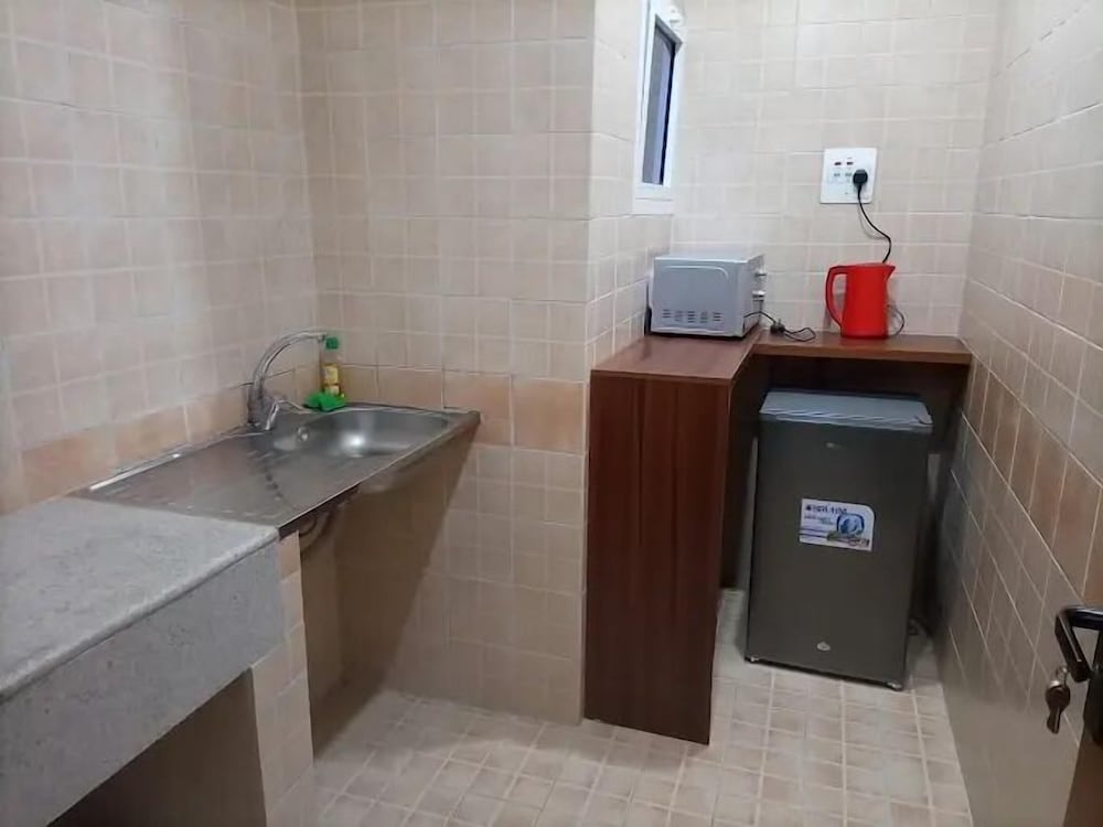 Metrohut Service Apartments