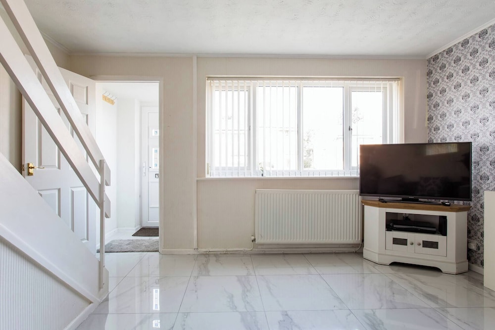 2 Bedroom Holiday Home Eith 3 Beds & Sofa Bed Near Manchester City Stadium