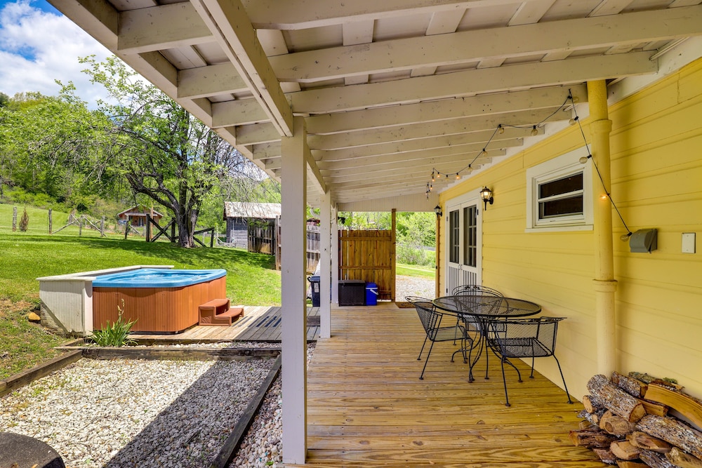 Mars Hill Vacation Rental w/ Hot Tub & Yard