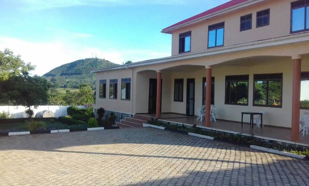 Mparo Guest Apartments view 2