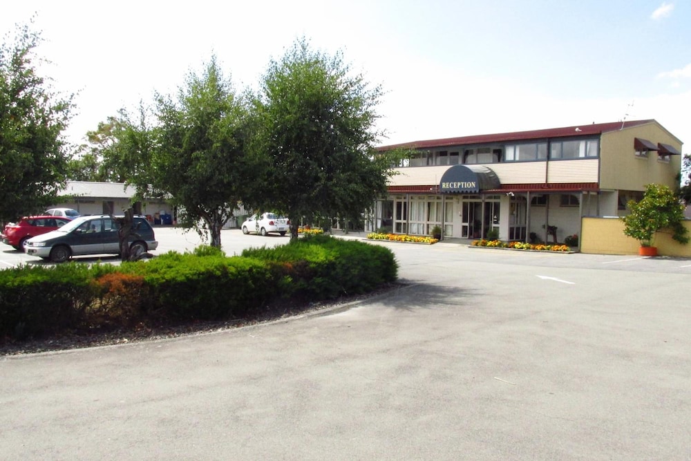Blenheim Road Motor Lodge view 3