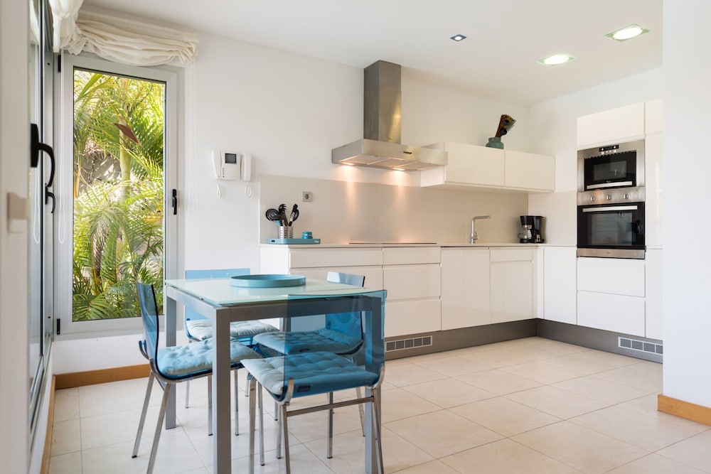 Villa With Heated Pool in Salobre