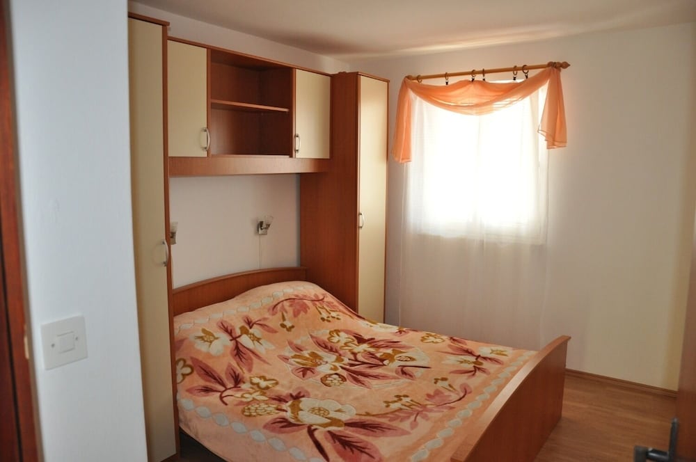 Bela - sea View - A2 view 4