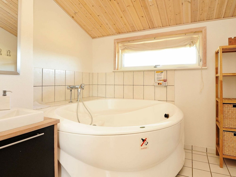 Luxury Retreat Near Beach - By Traum Ferienwohnungen view 4