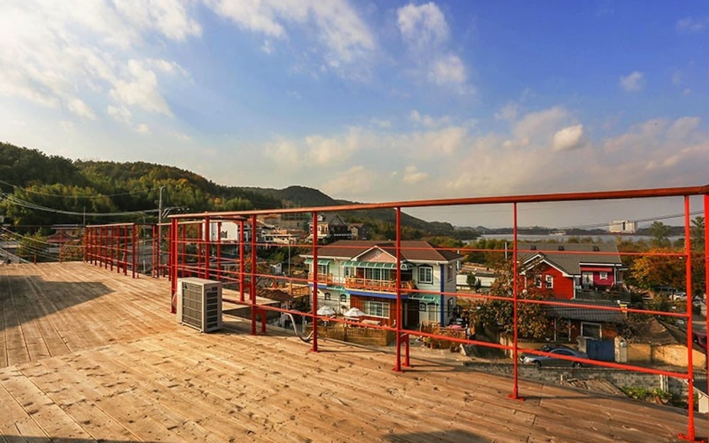 Gyeongju Twin Village Bed and Breakfast