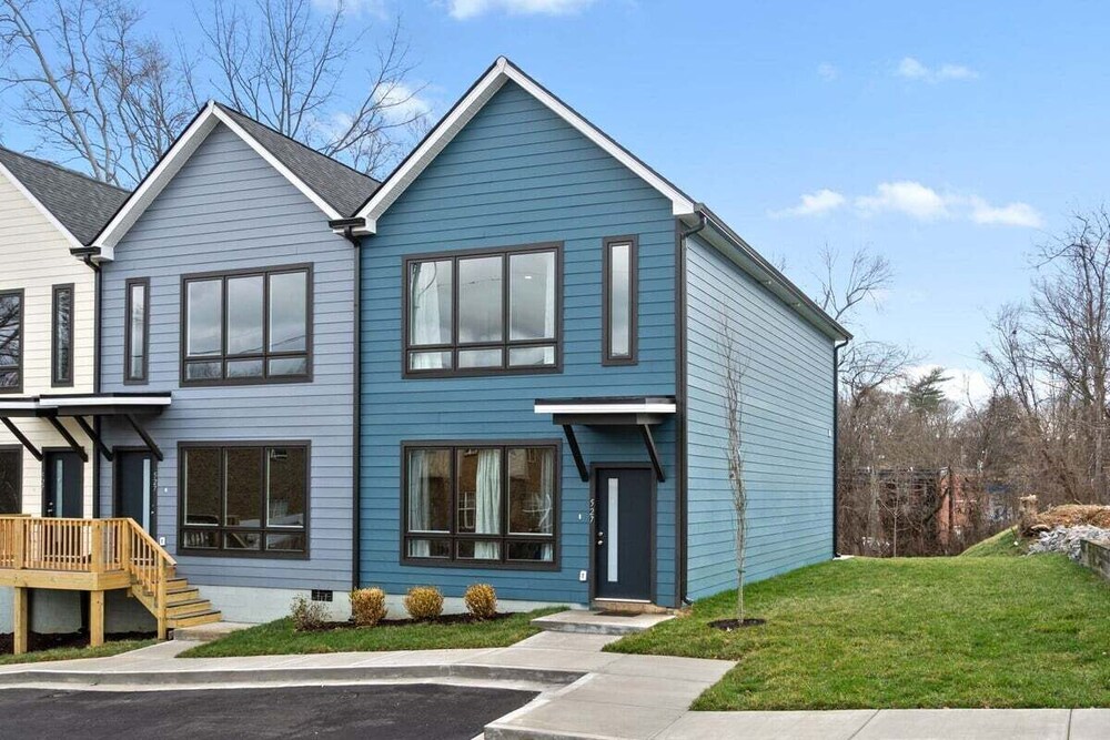 Rebecca's Downtown Luxury Living
