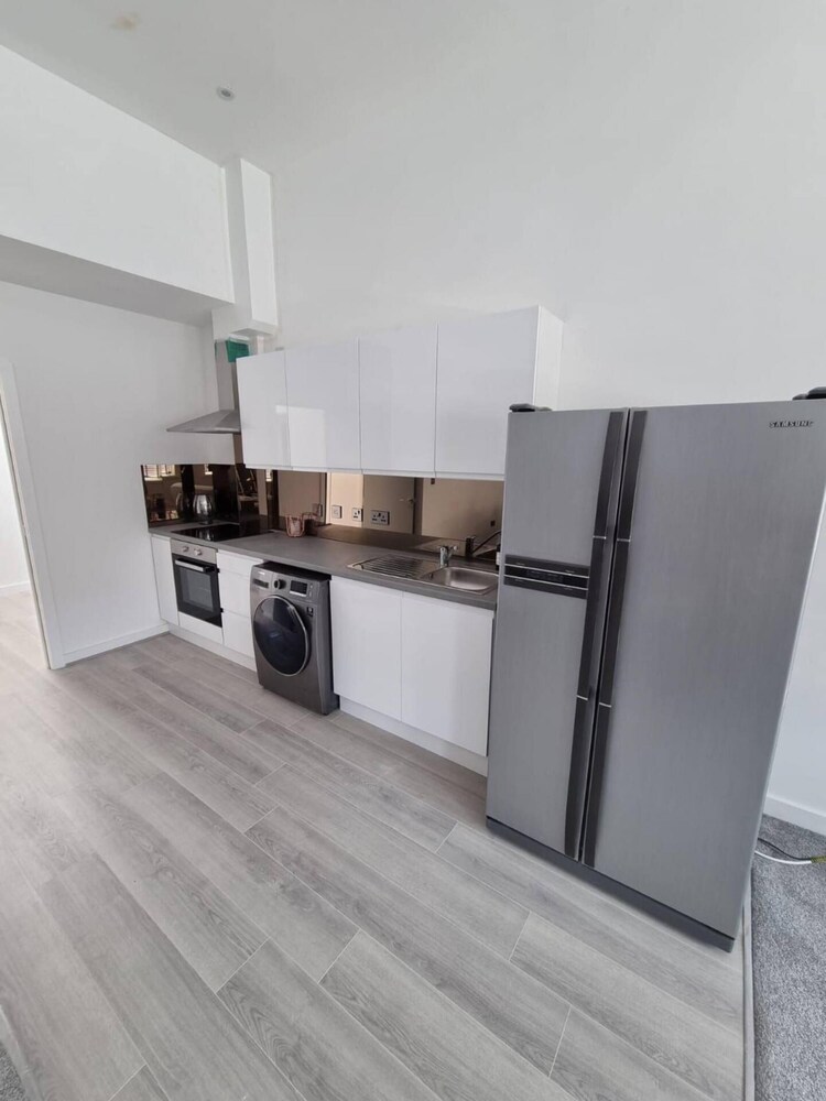 Stunning 1 Bed Apt Minutes From Bham City Centre