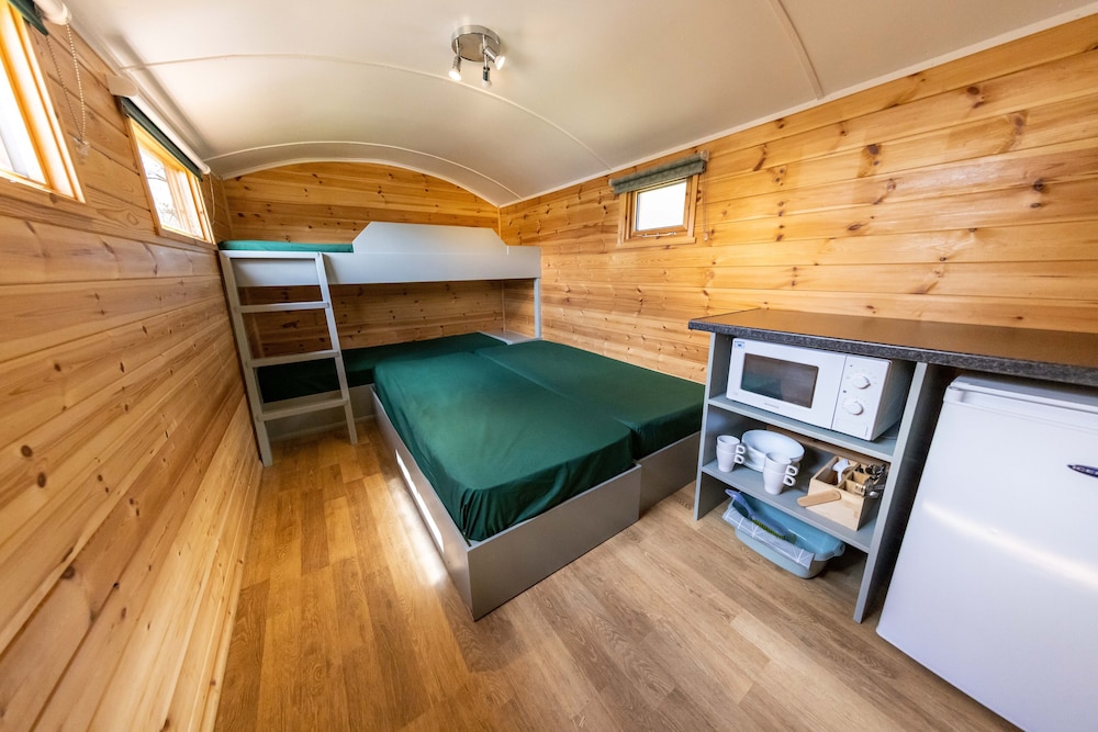 Orchard Hideaways