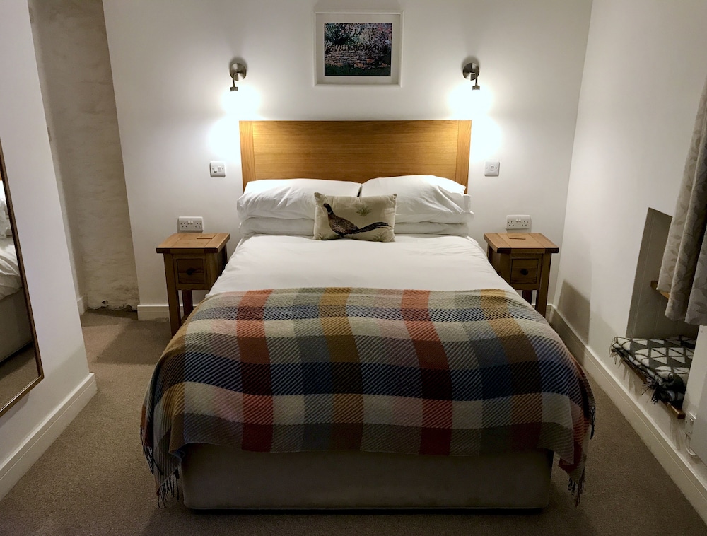Lucy's Tearoom B&B view 4