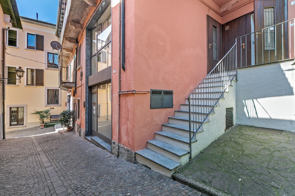 Nel Cuore Di Baveno 50m from Lake