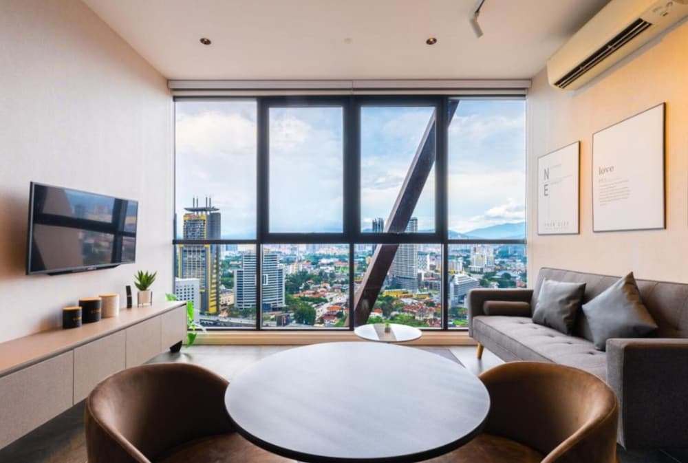 Scarletz Suites KLCC by Purple Orchid