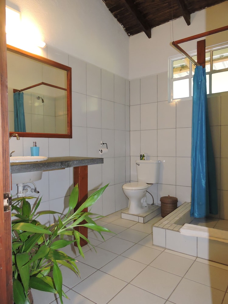 Hibiscus Valley Inn
