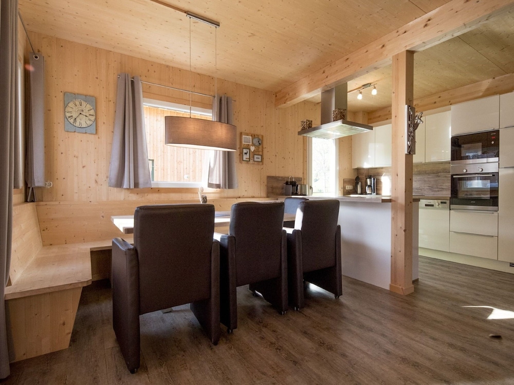 Majestic Chalet With Sauna