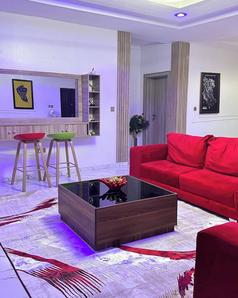 DE CALMA APARTMENTS
