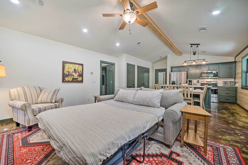 Quiet & Peaceful Hochatown Cabin w/ Hot Tub! view 4