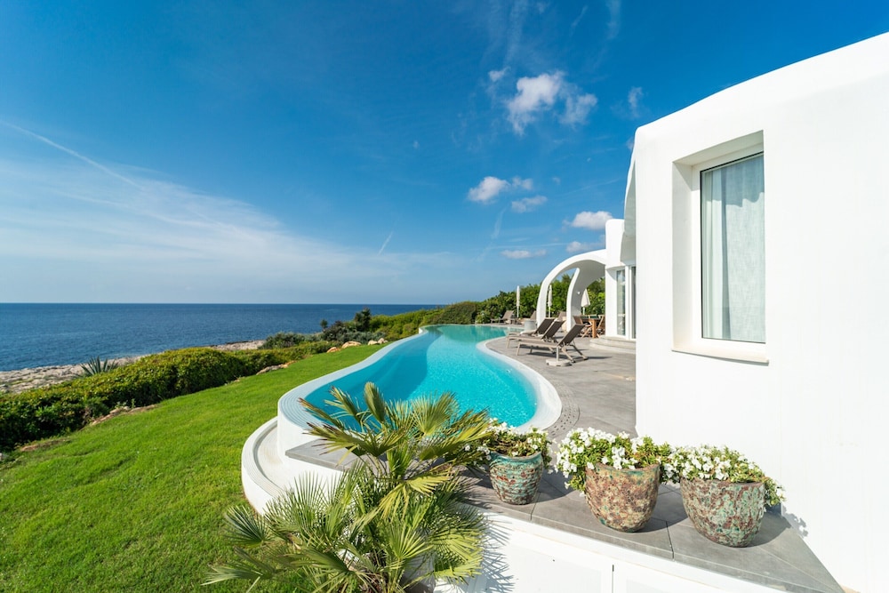 Villa Gaudina - Villa With Private Pool. Free Wifi