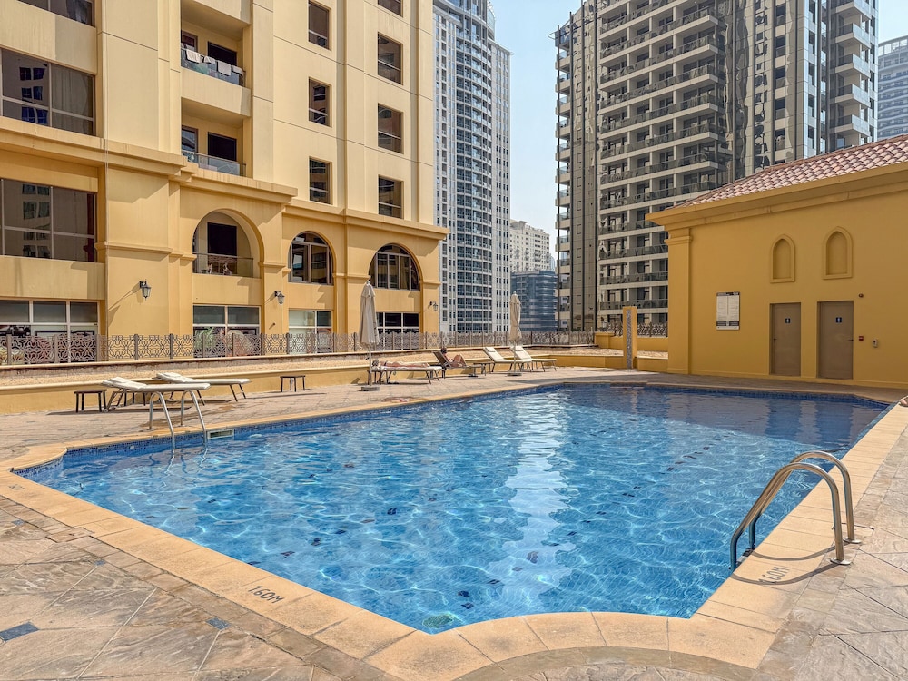 Luxe Marina View Retreat - 2BDRM