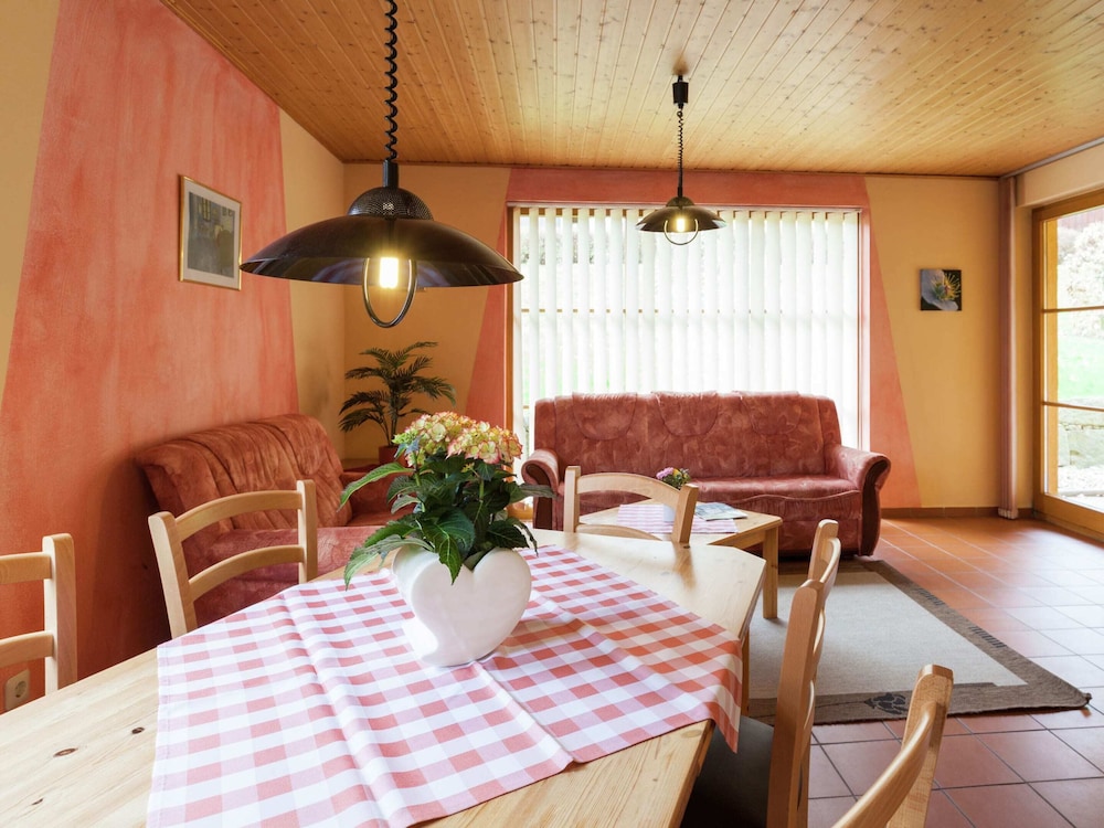 Vacation Home With Terrace in Schirgiswalde