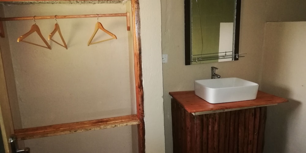 Irungu Forest Safari Lodge