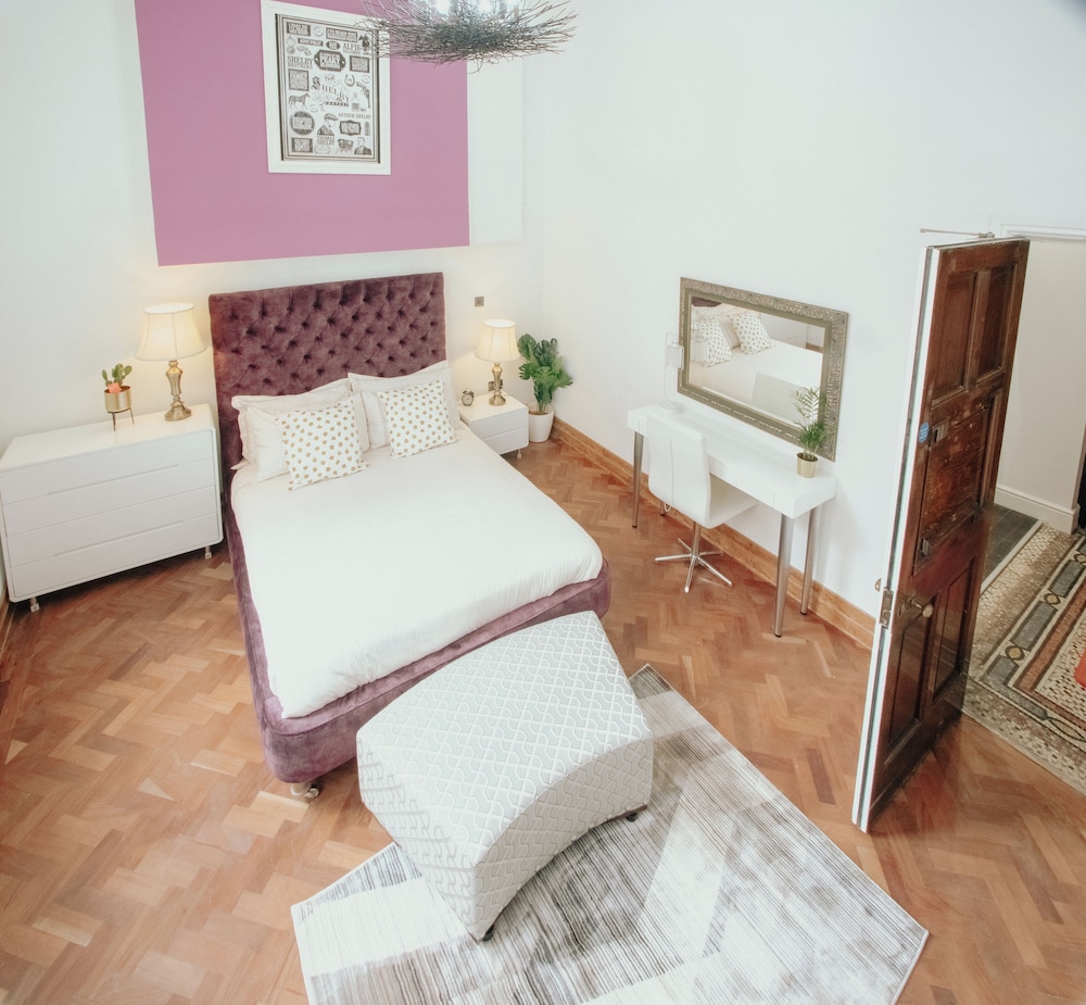 Outstanding Massive Apartment With Character