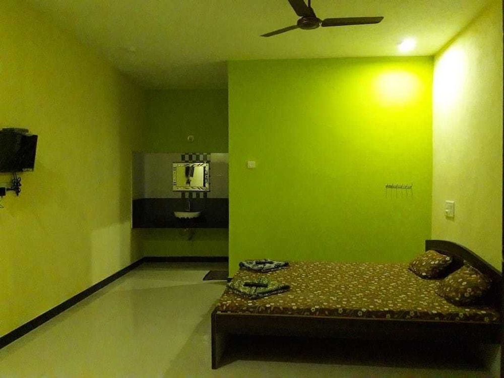 Aashirwad Paying Guest House view 5