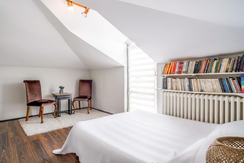 Chic Modern Flat With Terrace in Istanbul Florya