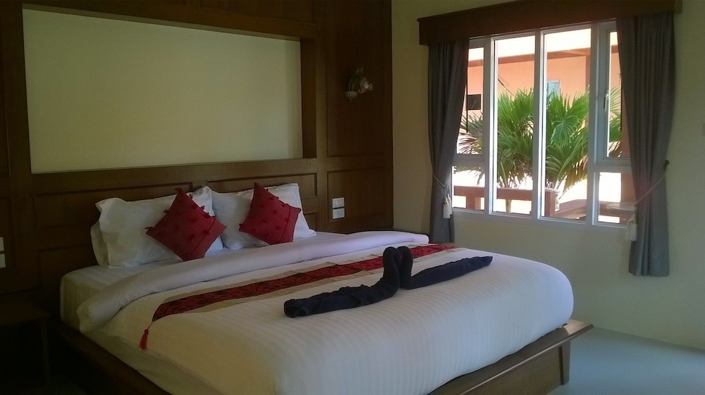 Tamarind Twin Resort