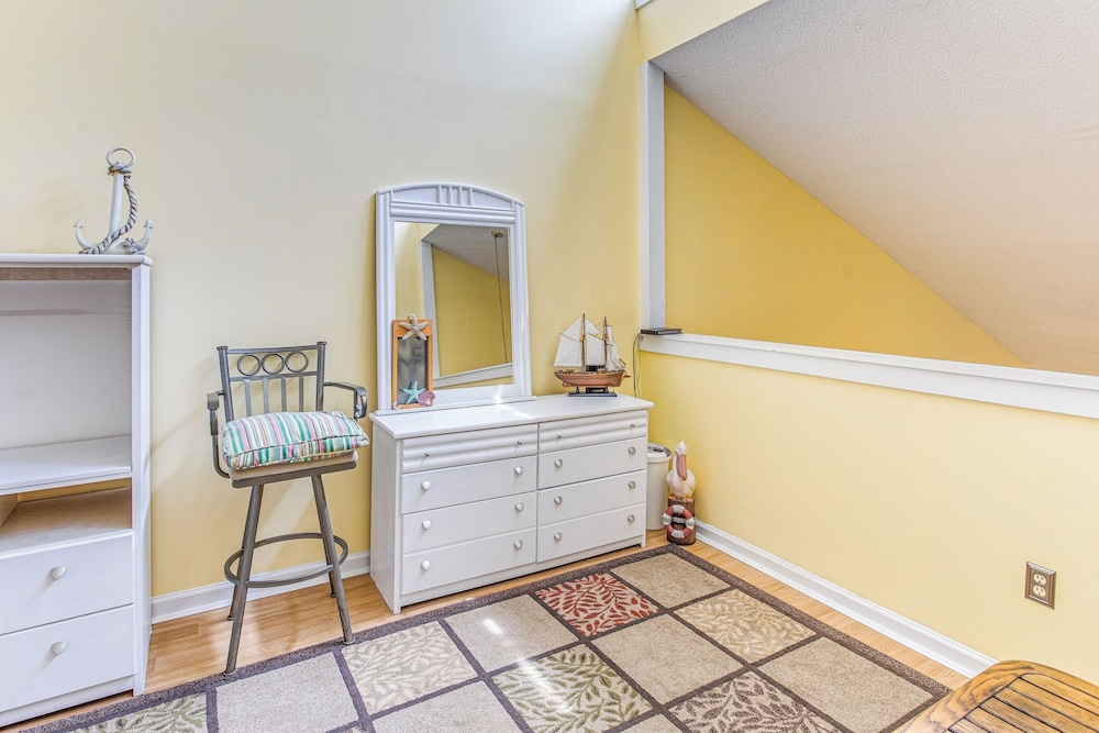 < 1/2 Mi to the Sand! Myrtle Beach Family Condo