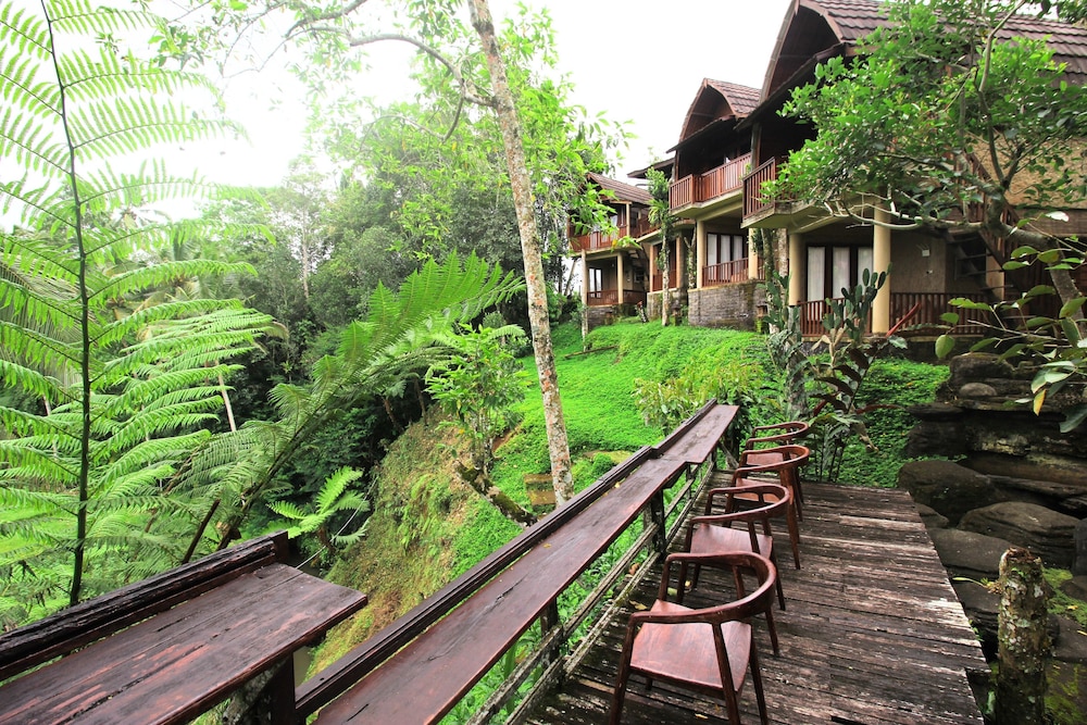 Four Mountains Villa Bedugul