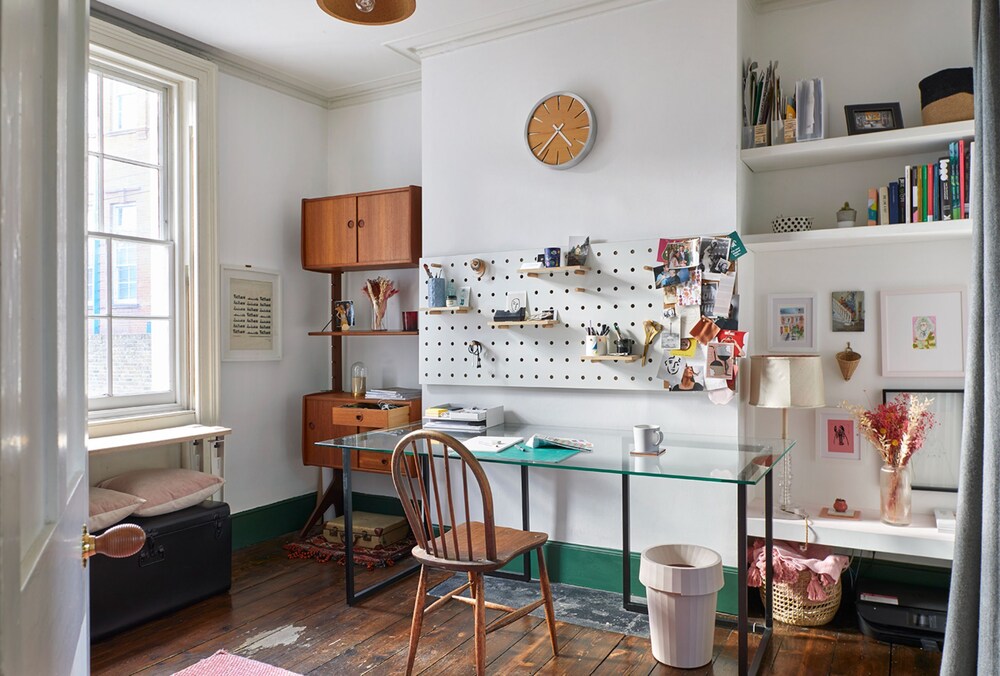 JOIVY Stylish 2-Bed House W/ Private Garden In Hackney